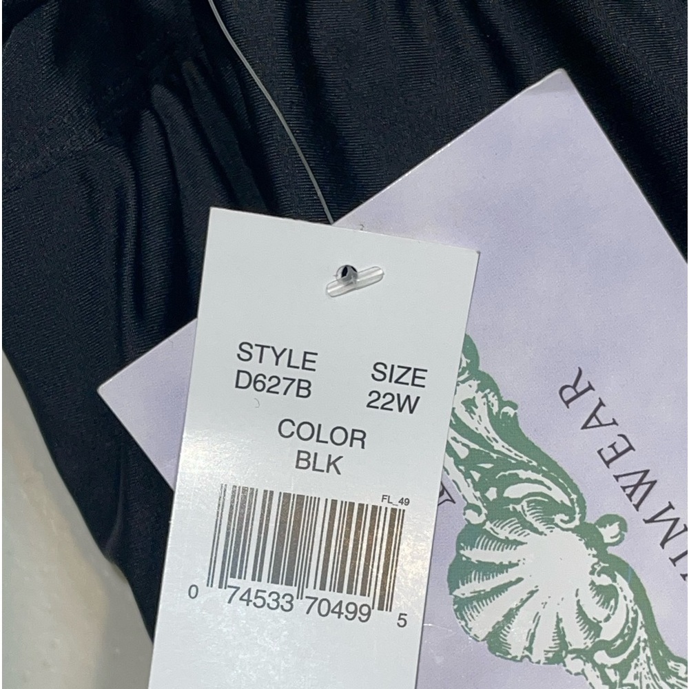 NWT- Delta Burke swim Skort. Size 22W New-old Stock - Picture 4 of 5